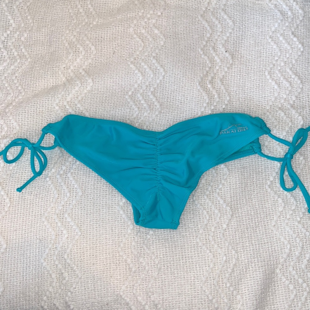 Pakaloha Bikini Bottoms: Honolua Ruched